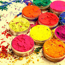 holi2